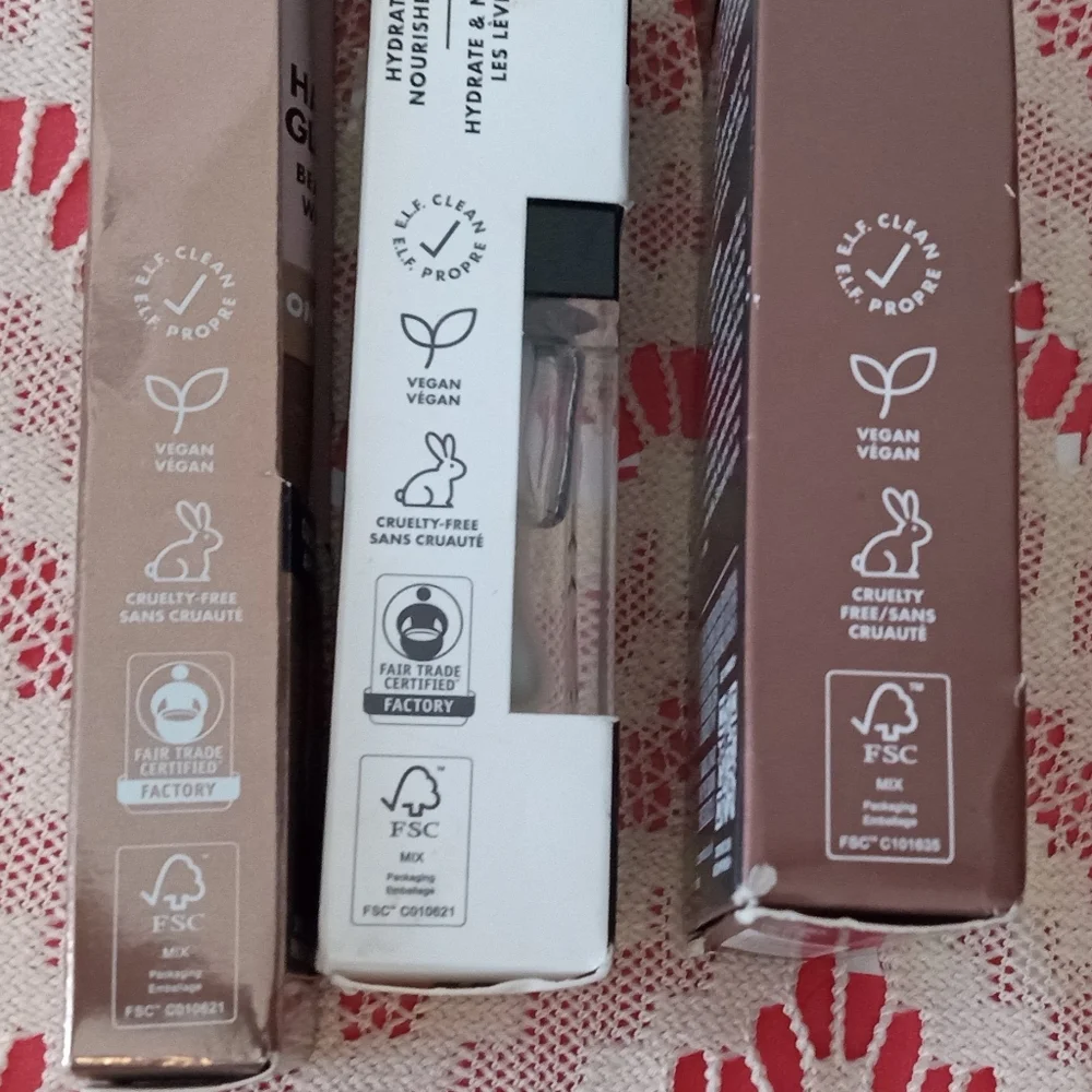 🌞ELF Cosmetics Bundle - Picture 10 of 10